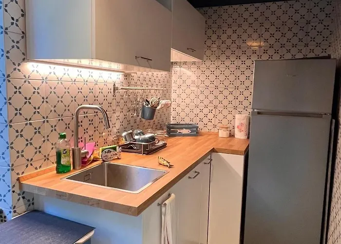 A Due Passi Dal Mare